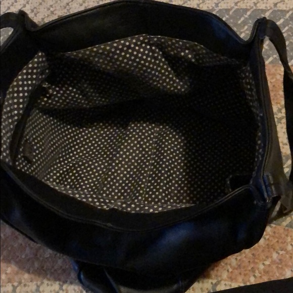 Guess Purse - Picture 3 of 4